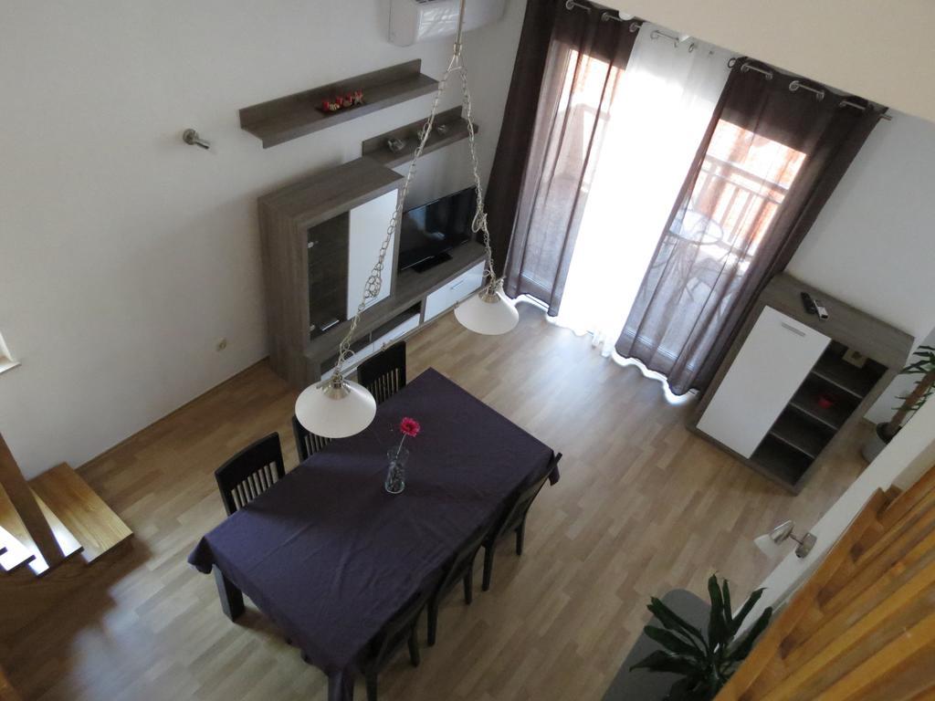Apartments Ljubicic Podstrana Bilik gambar