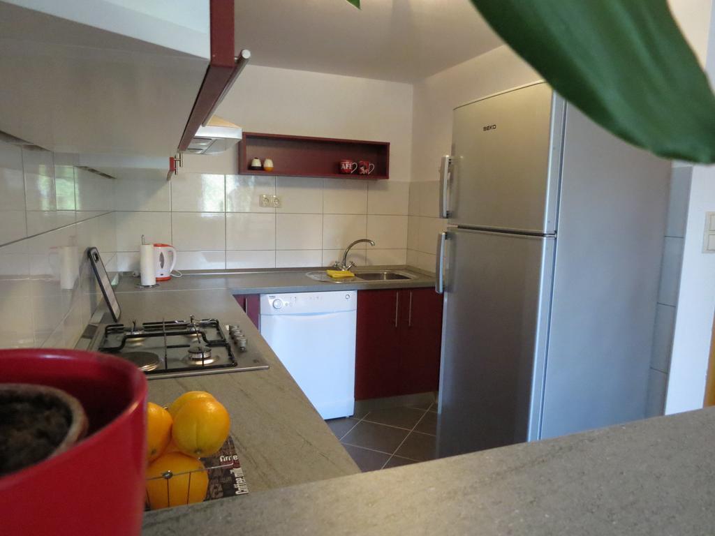 Apartments Ljubicic Podstrana Bilik gambar