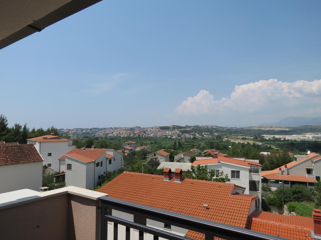 Apartments Ljubicic Podstrana Bilik gambar